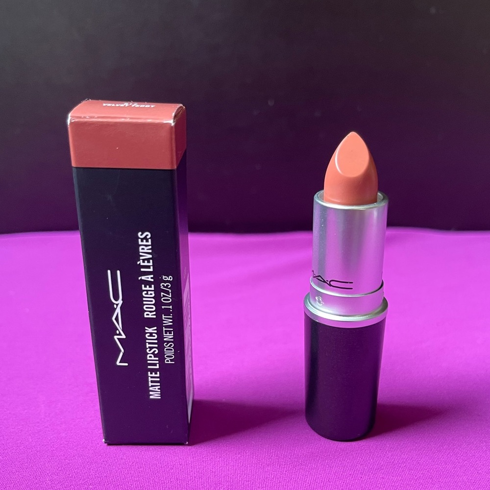 MAC velvet teddy lipstick NEW